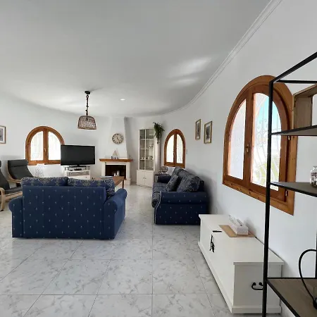 Villa Los Cantabros