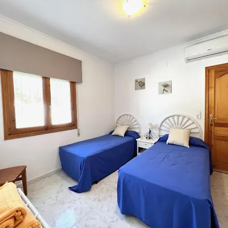 Villa Los Cantabros